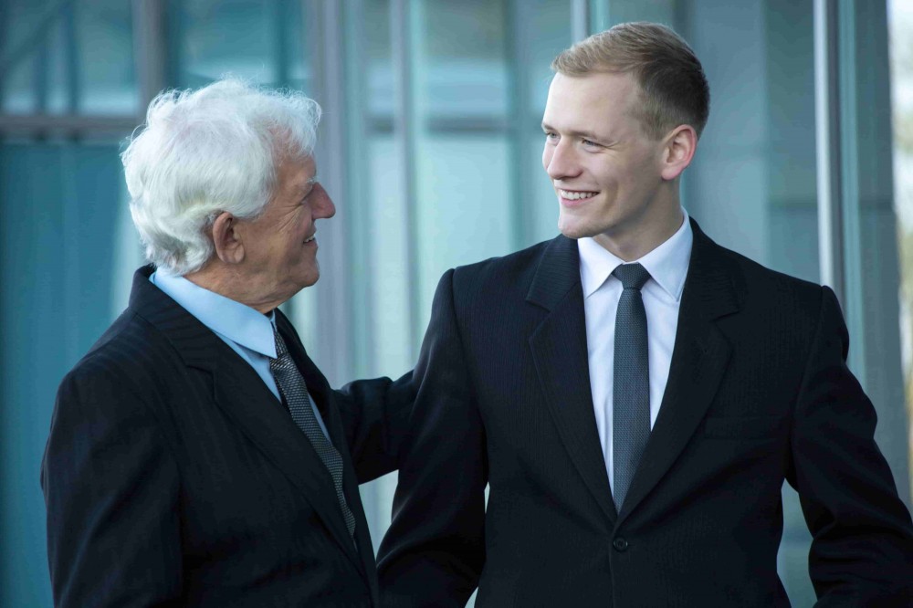 Generationenmanagement für eine erfolgreiche Übergabe des Unternehmens Generationenmanagement für eine erfolgreiche Übergabe des Unternehmens